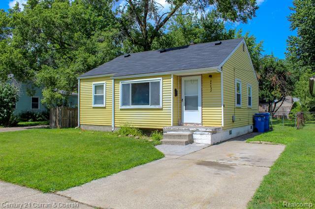 Property Photo:  24432 Annapolis Street  MI 48125 