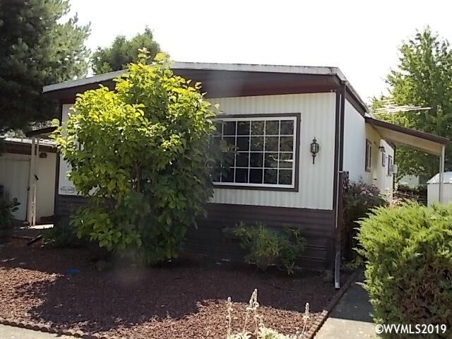 Property Photo: 5355 River (#92) Rd N 92 OR 97303