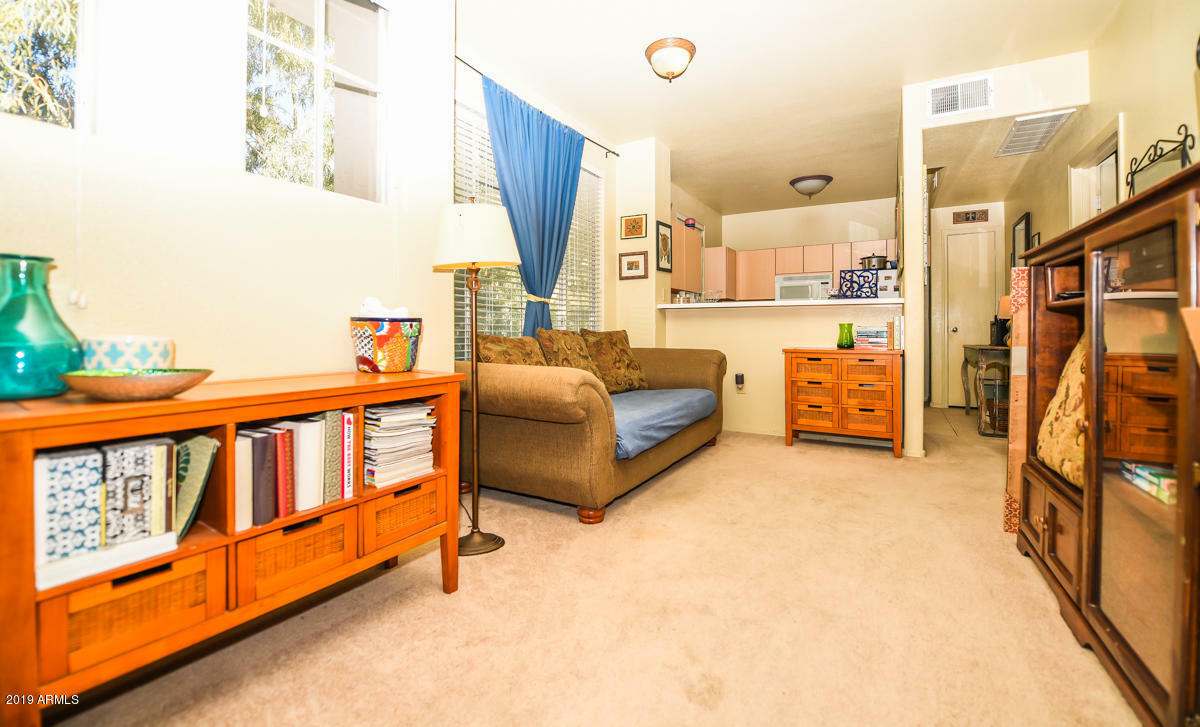 Property Photo:  1720 E Thunderbird Road 2129  AZ 85022 