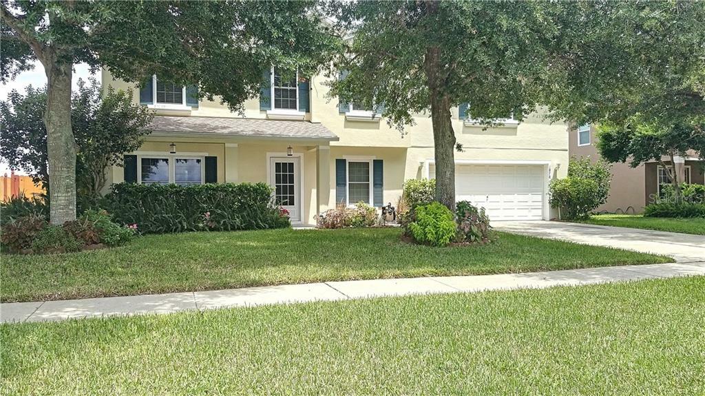 Property Photo:  1878 Knollcrest Drive  FL 34711 