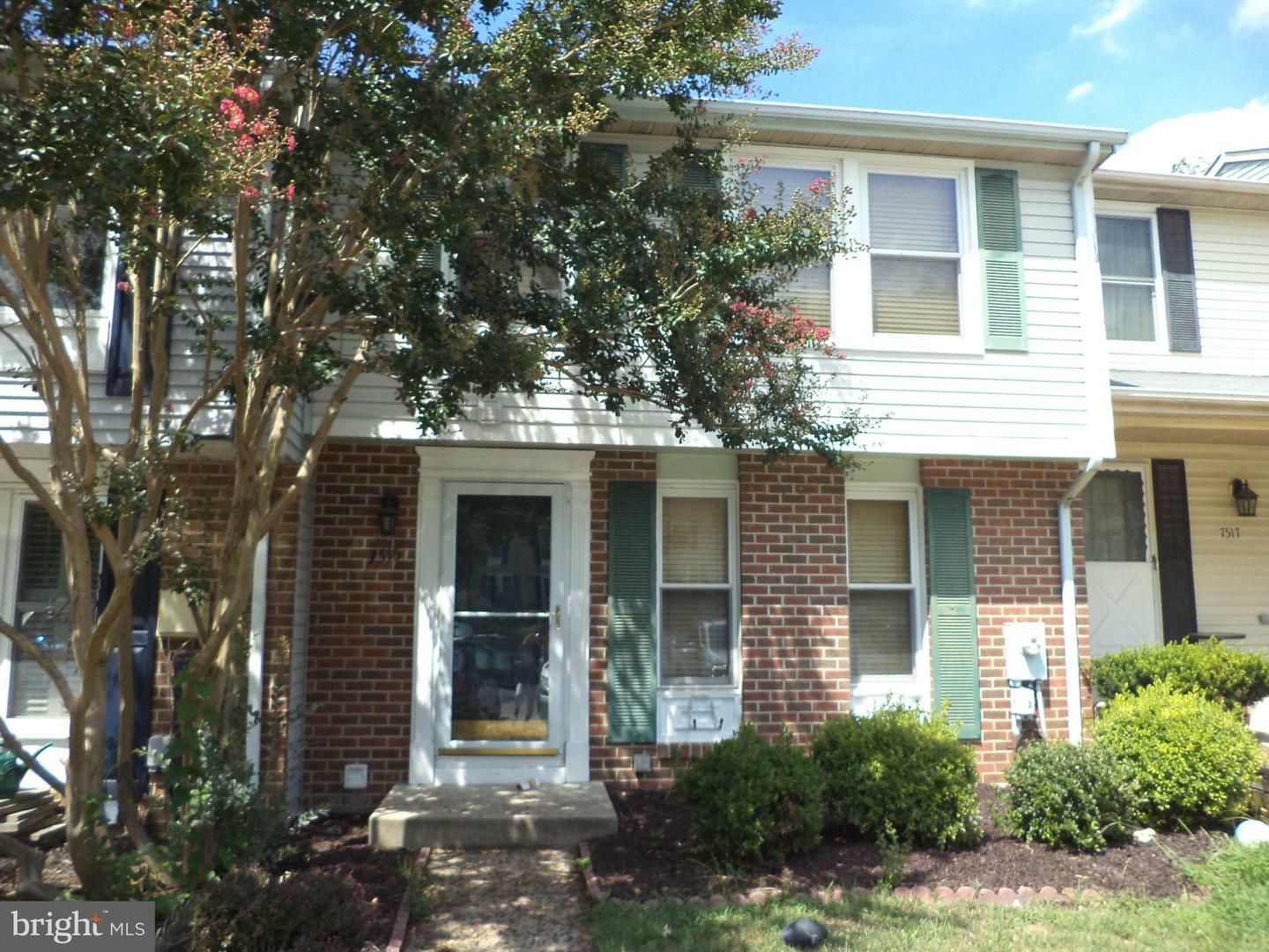 Property Photo:  7515 Summer Blossom Lane  MD 21046 