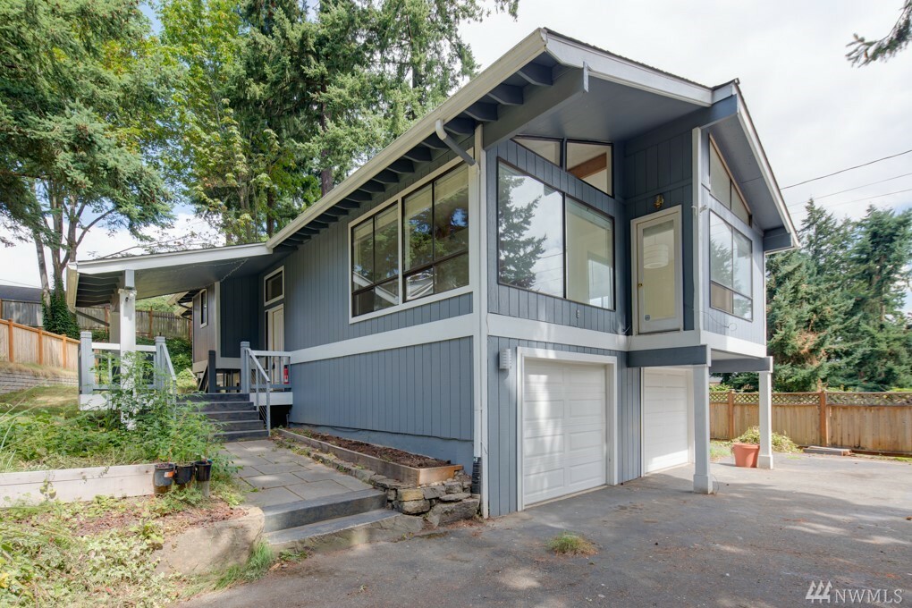 Property Photo: 9600 116th Ave NE WA 98033