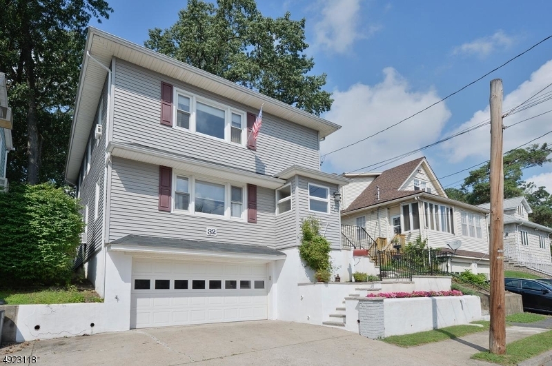 Property Photo:  32 E Prospect St  NJ 07506 