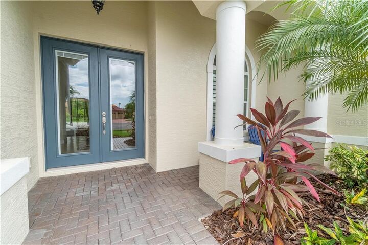 Property Photo: 3221 Lady Palm Way FL 34288