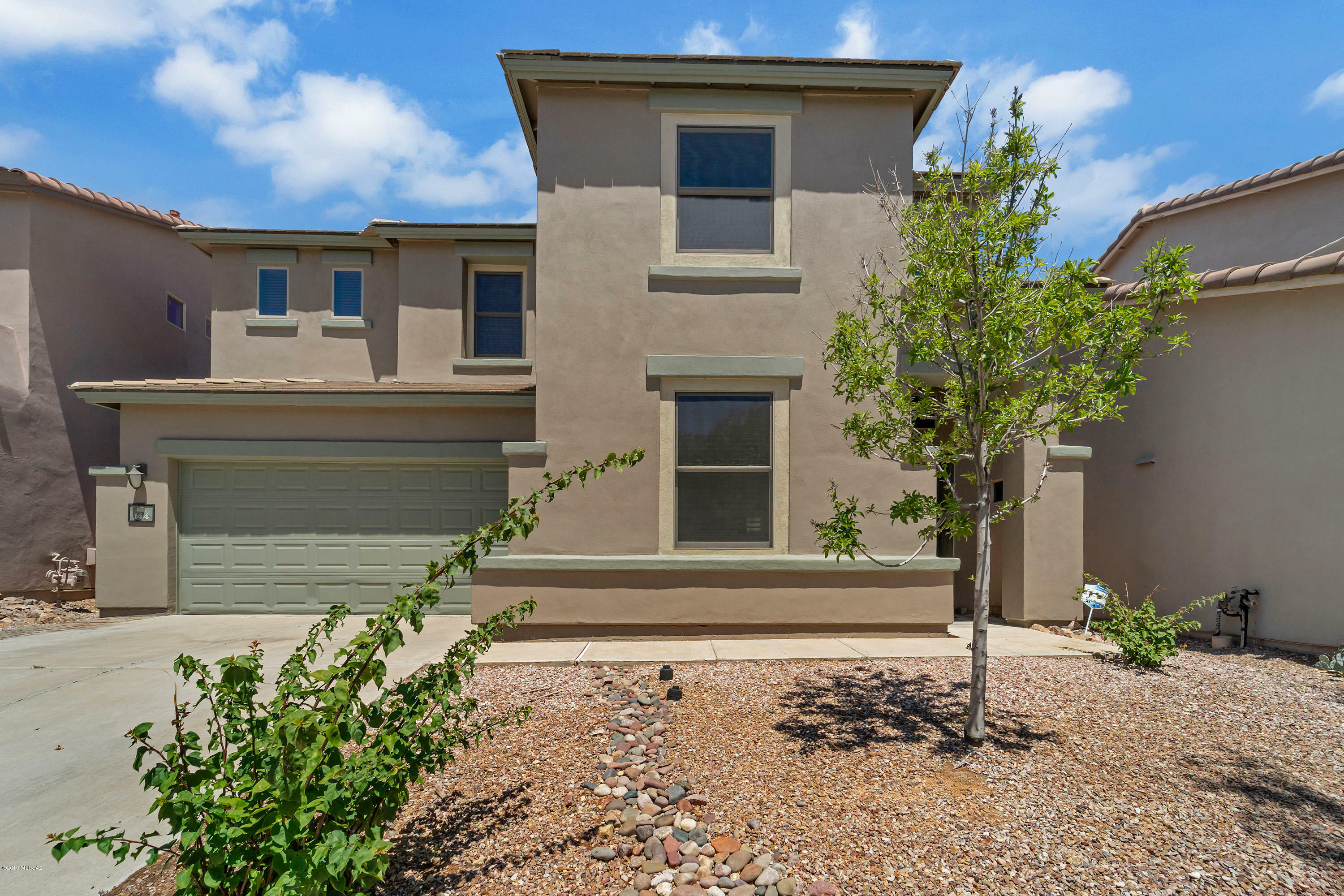 Property Photo: 144 W Camino Rio Chiquito AZ 85629