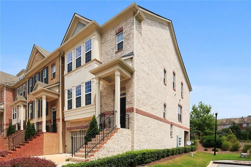 Property Photo:  5121 Kempsford Court SE 26   30339 