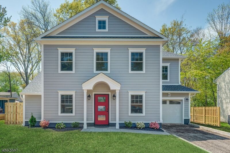 Property Photo:  11 Birch Place  NJ 07974 