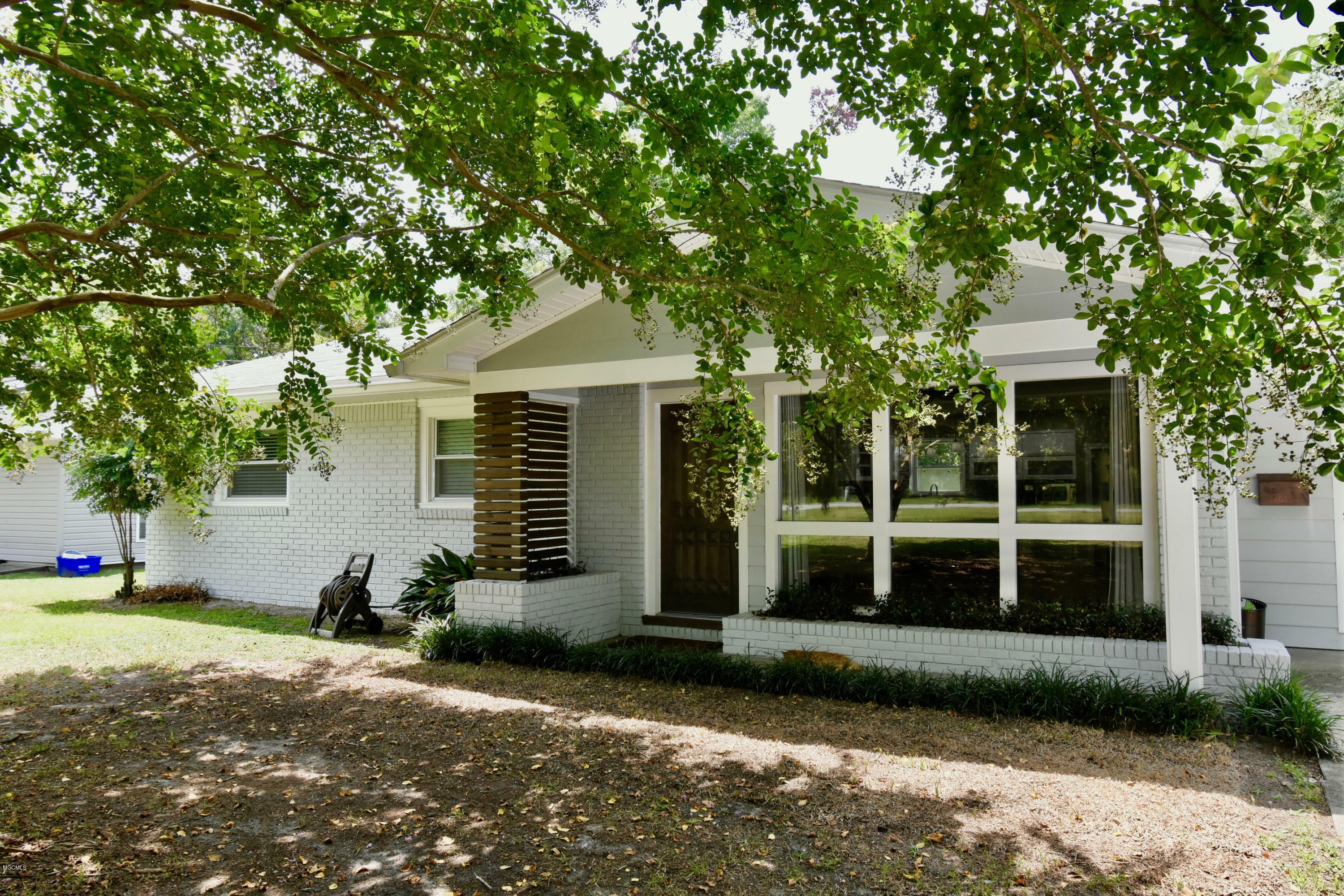 Property Photo:  27 47th Street  MS 39507 