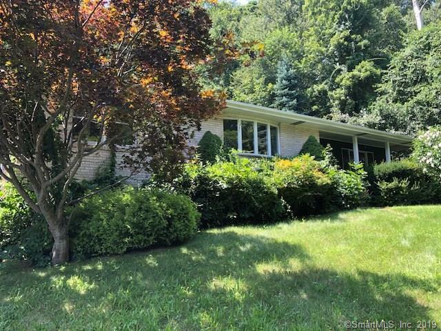 Property Photo:  144 Fans Rock Road  CT 06518 