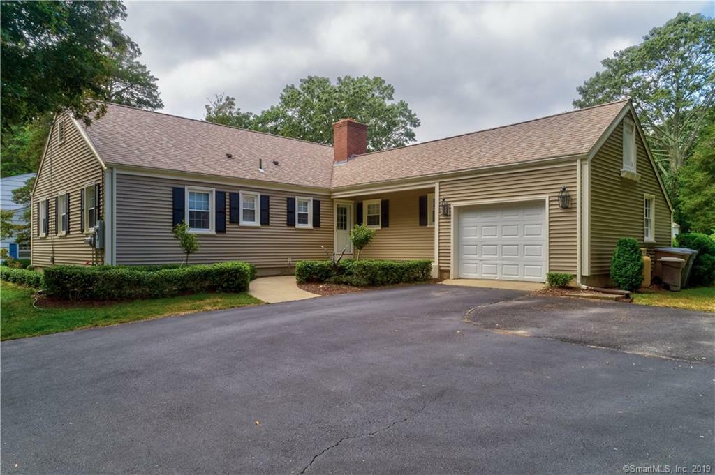 Property Photo:  94 Chesterfield Road  CT 06333 