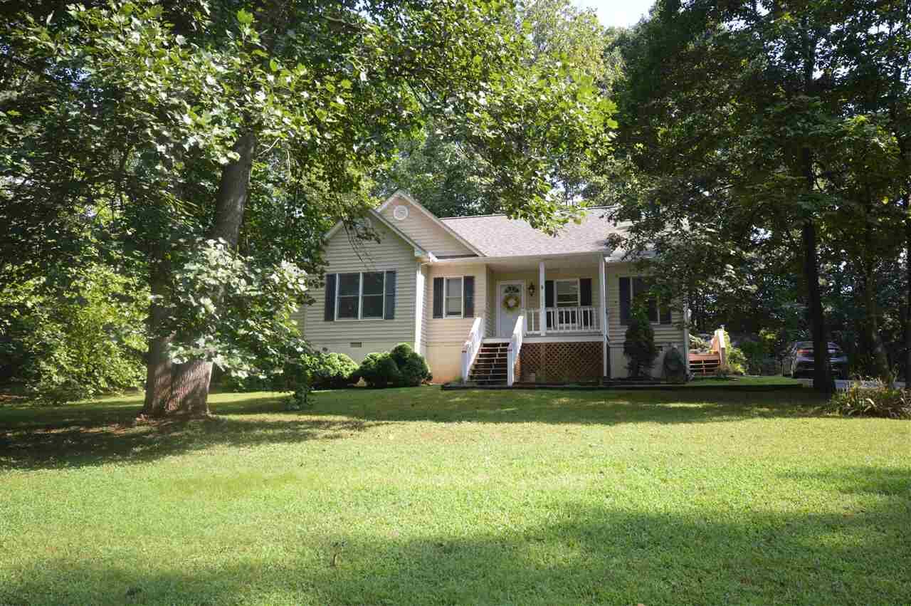 Property Photo:  122 Carnation Rd  VA 22968 