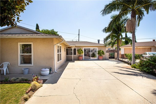 Property Photo:  707 N Daisy Avenue  CA 92703 