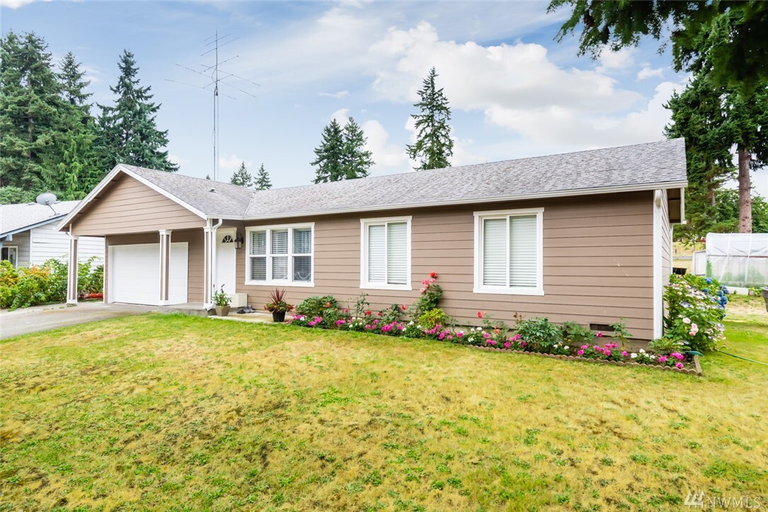 Property Photo: 6602 Homestead Avenue WA 98404