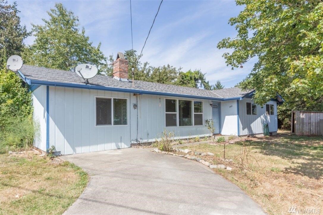 Property Photo:  448 Hastings Ave  WA 98368 