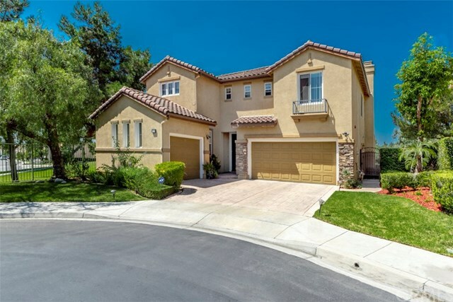 Property Photo:  305 N Faley Lane  CA 92870 