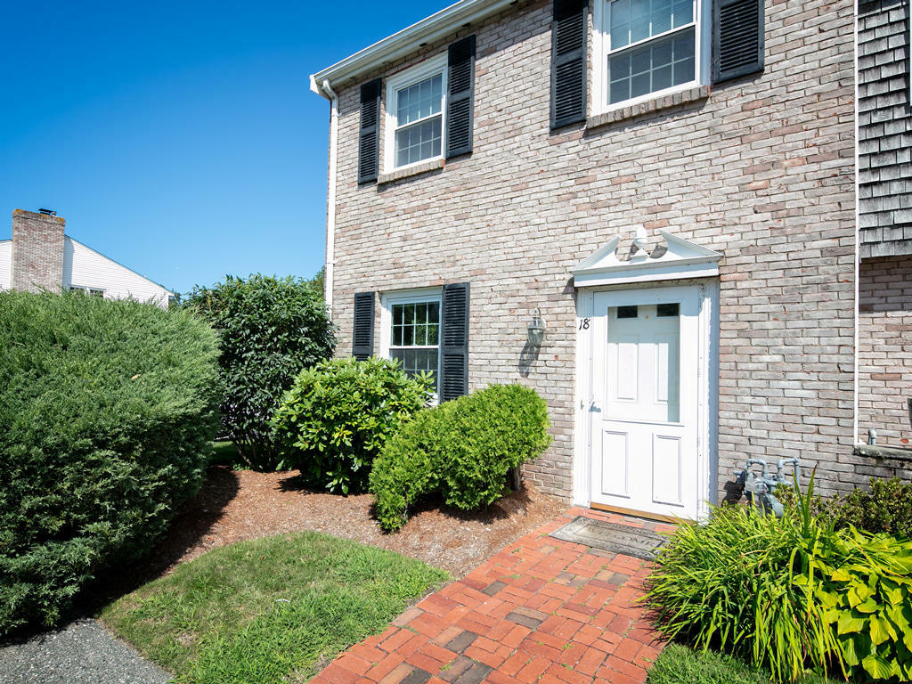 Property Photo: 18 Captain Cook Lane 18 Bldg 3 MA 02601