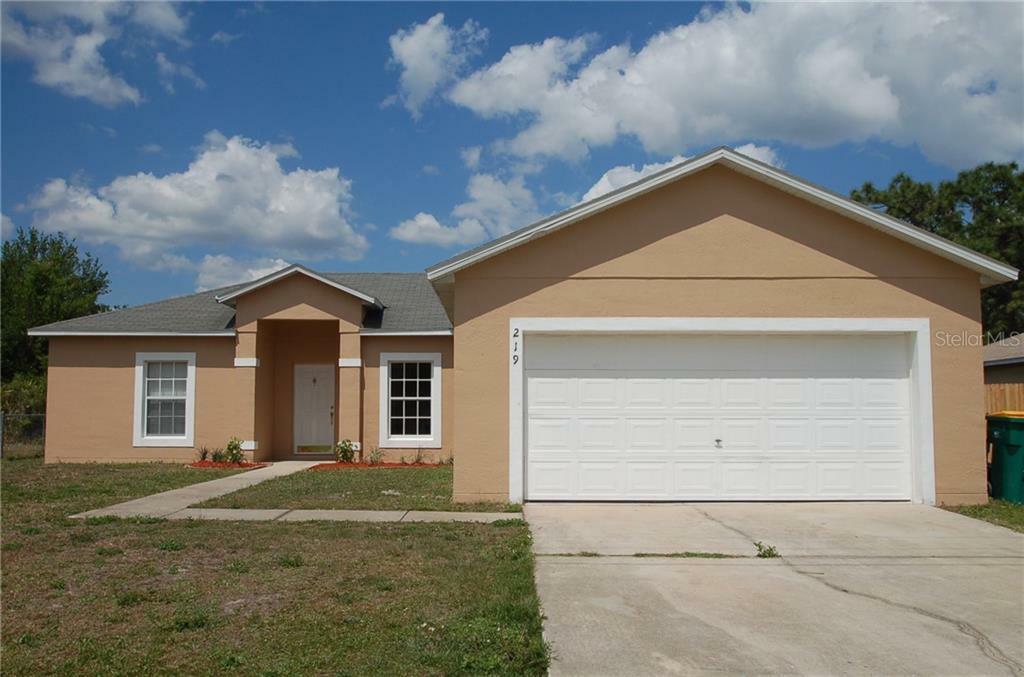 Property Photo:  219 Churchill Court  FL 34758 