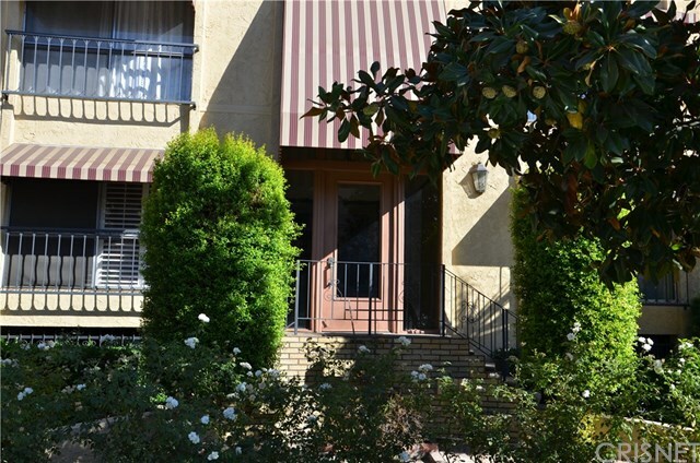 Property Photo:  11507 Moorpark Street 201  CA 91602 