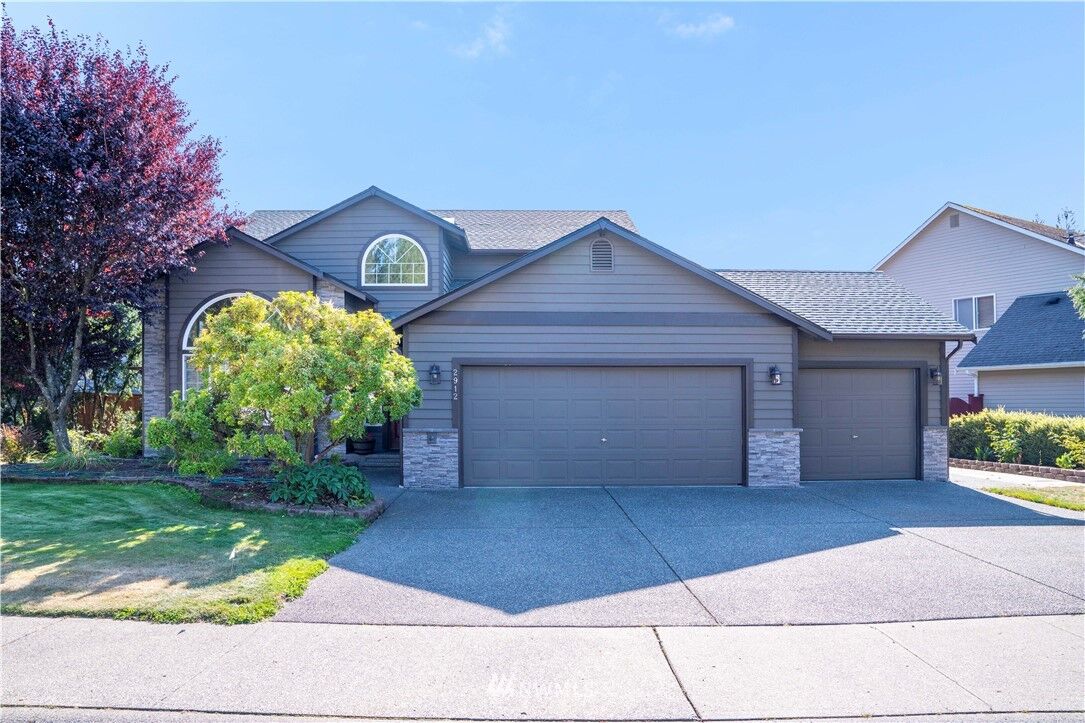 Property Photo:  2912 107th Street SE  WA 98208 