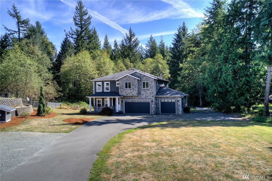 Property Photo:  14605 99th Ave NE  WA 98223 