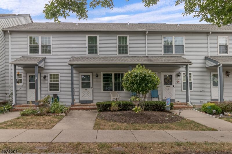 Property Photo: 15 Hancock Ct NJ 08822