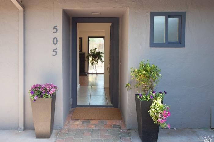 Property Photo:  505 Eldridge Avenue  CA 94947 