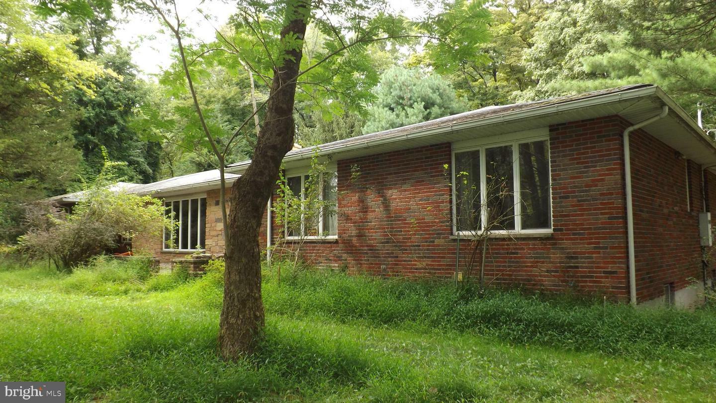 Property Photo:  72 Center Road  PA 18920 