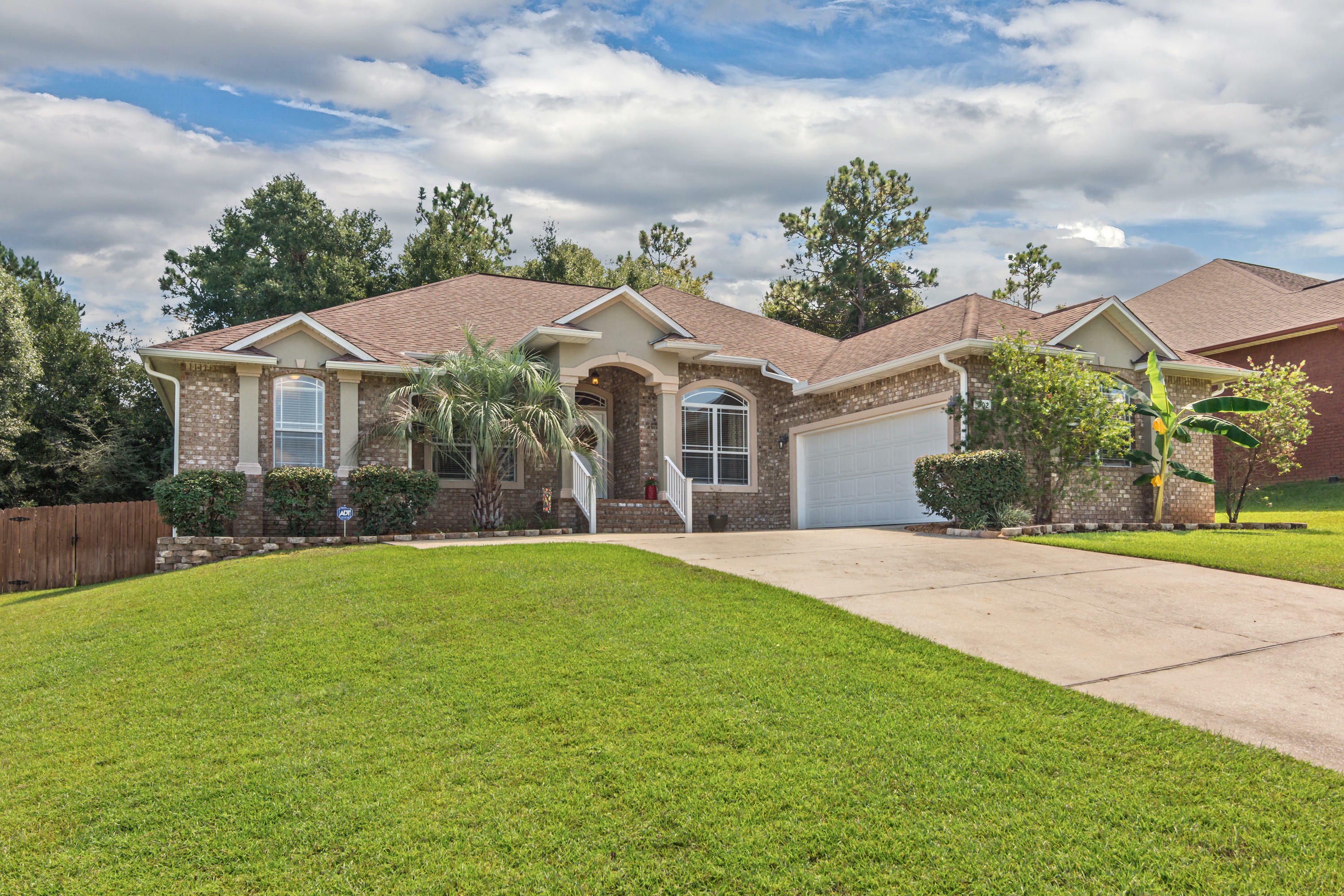 Property Photo:  202 Pinque Coat Court  FL 32536 