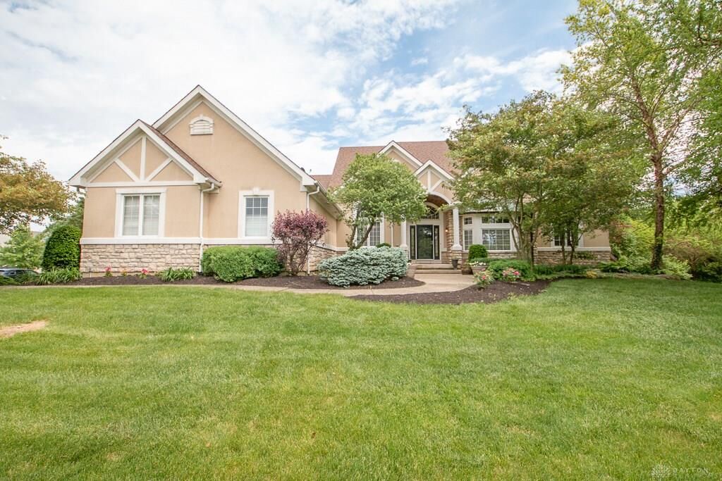 Property Photo: 480 Stolle Drive OH 45066