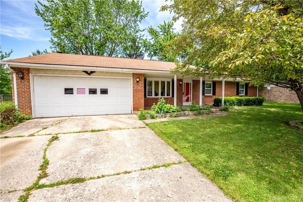 Property Photo: 436 Jamesway Drive OH 45320