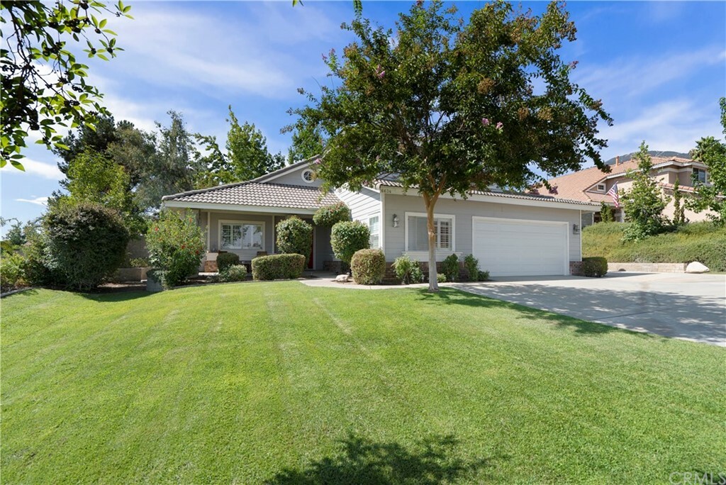 Property Photo:  6634 Olive Avenue  CA 92407 