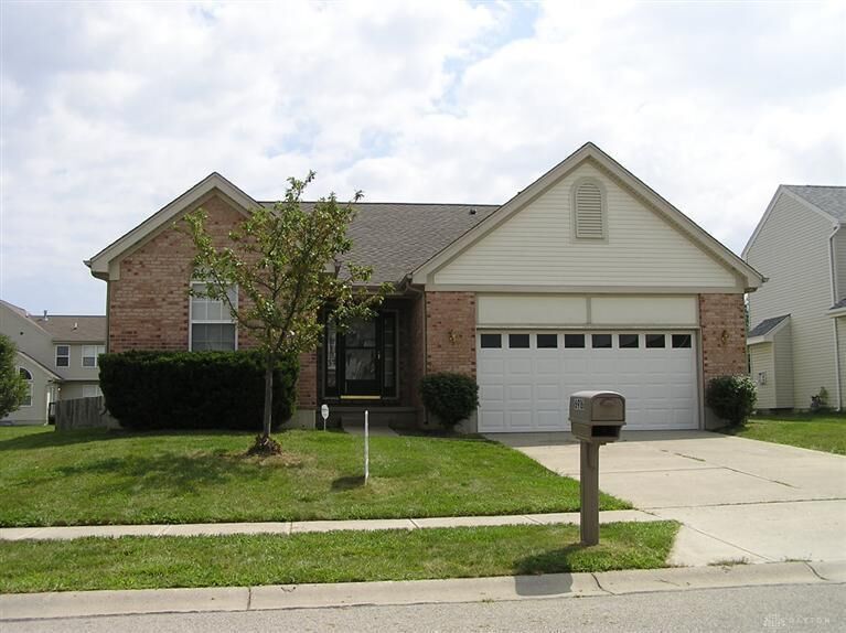Property Photo:  6916 Spritz Lane  OH 45424 