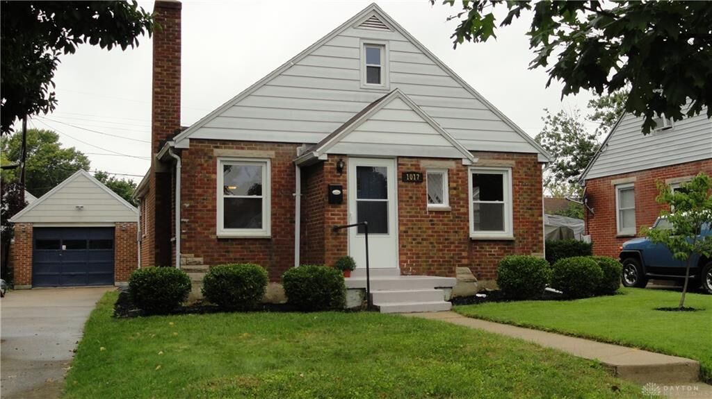 Property Photo: 1017 Broadmoor Drive OH 45419