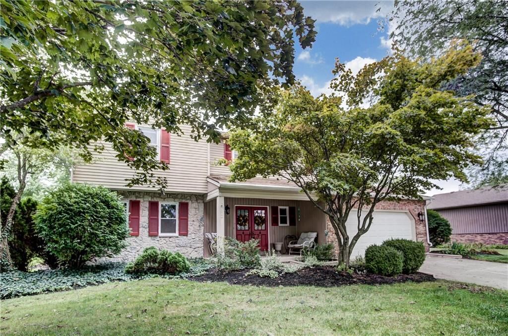 Property Photo: 906 Ashcreek Drive OH 45458