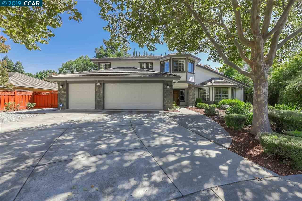 Property Photo:  1043 Brightwood Ct  CA 94598 