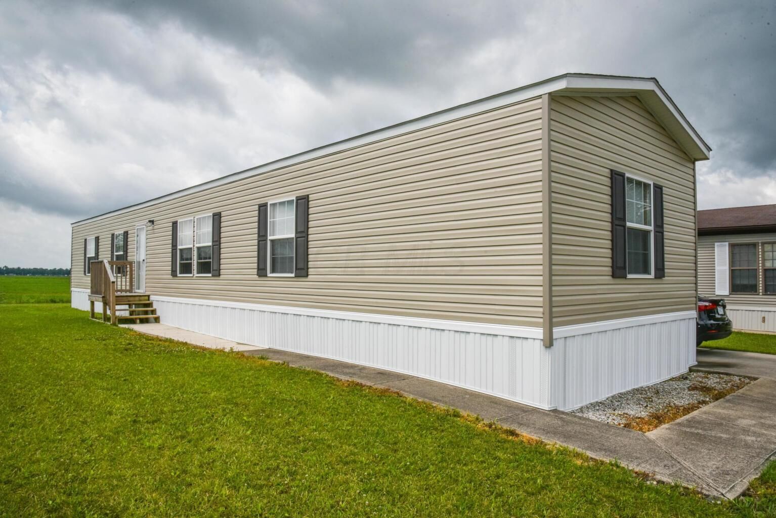 Property Photo: 902 State Route 61 OH 43334