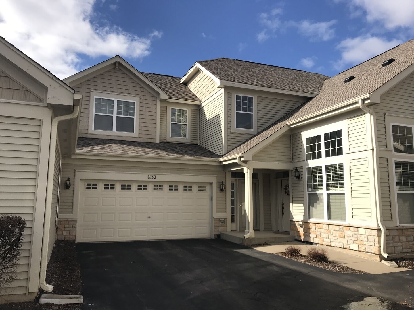 Property Photo:  1132 Foxridge Lane  IL 60502 