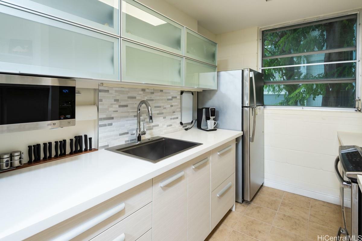 Property Photo:  98-1042 Moanalua Road 2-205  HI 96701 