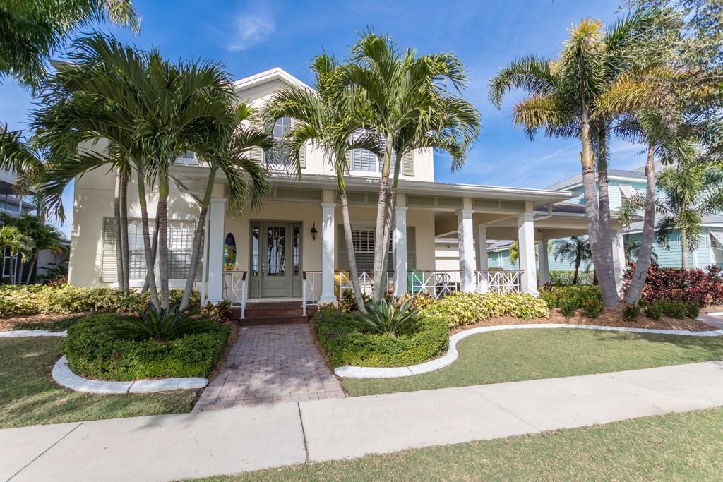 Property Photo: 435 Mirabay Boulevard FL 33572