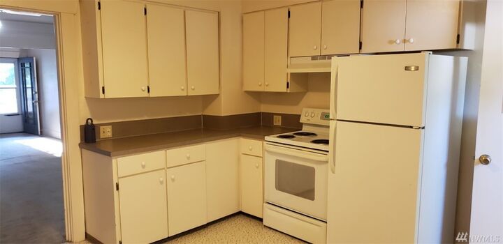 Property Photo: 4515 Pacific Ave WA 98418