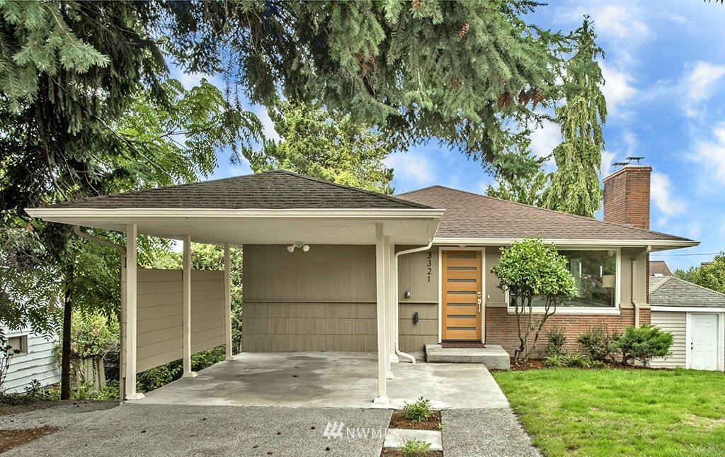 Property Photo:  3321  16th Avenue S  WA 98108 