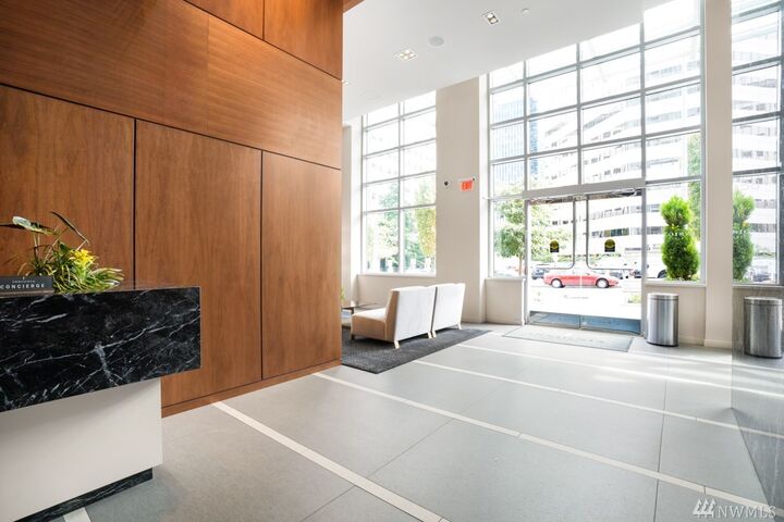 Property Photo:  588  Bell Street 1703S  WA 98121 