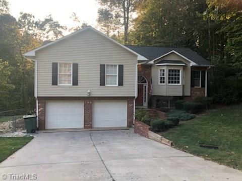 Property Photo:  146 Hollowview Drive  NC 28697 