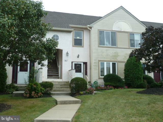 Property Photo:  80 Yellowwood Court  NJ 08028 