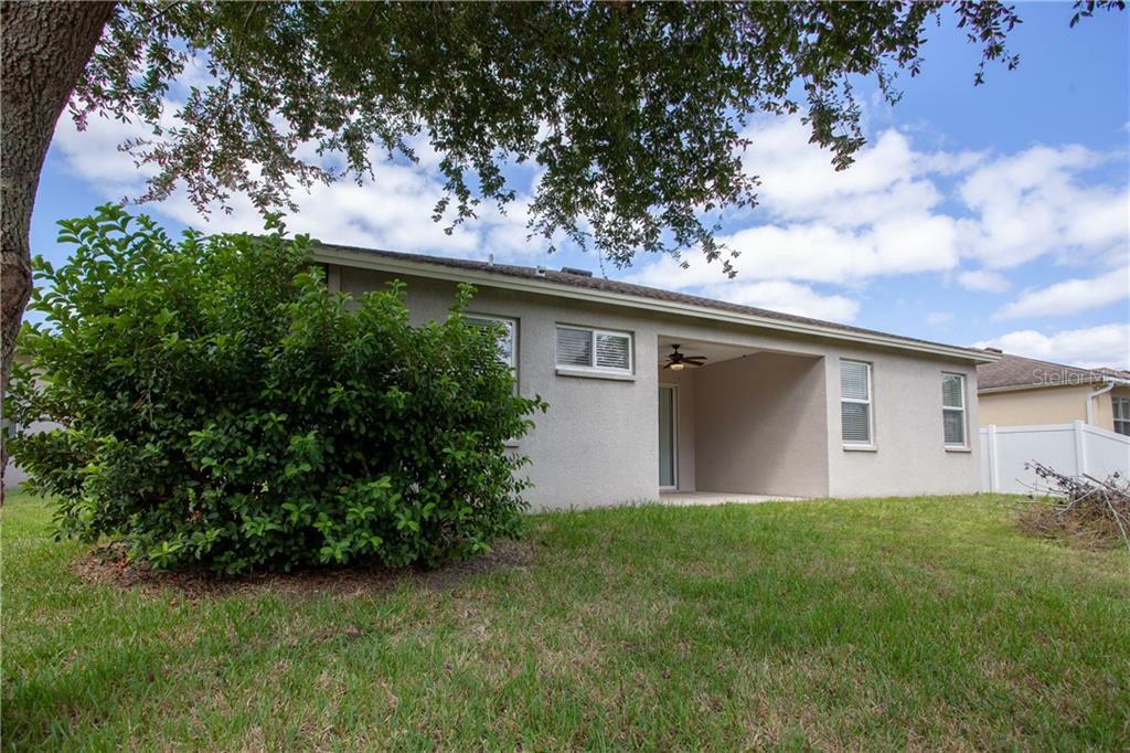 Property Photo: 35120 Deerfield Oaks Drive FL 33541