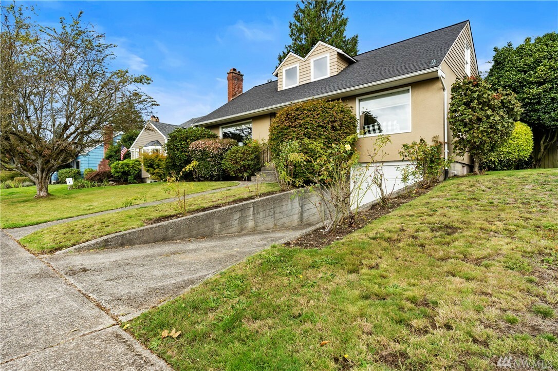 Property Photo:  4817 N 8th St  WA 98406 