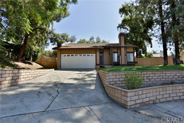 Property Photo:  2969 La Verne Avenue  CA 92346 