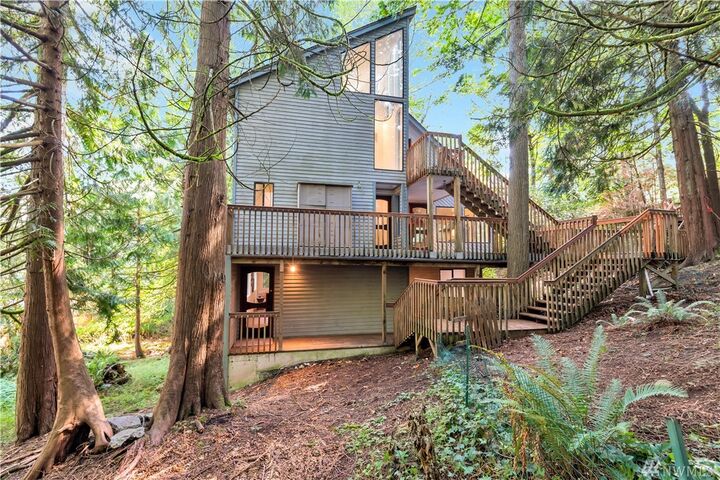 Property Photo:  22502 NE 14th Drive  WA 98074 