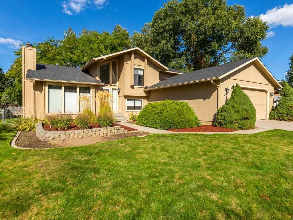 Property Photo: 2919 E 65th Ave WA 99223