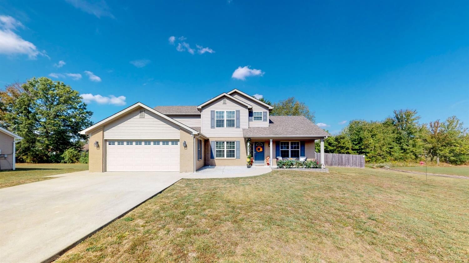 Property Photo:  517 Brady Lane  KY 40403 